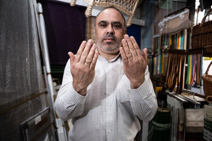 Calviño fija para después del verano la decisión de subir o no el salario mínimo