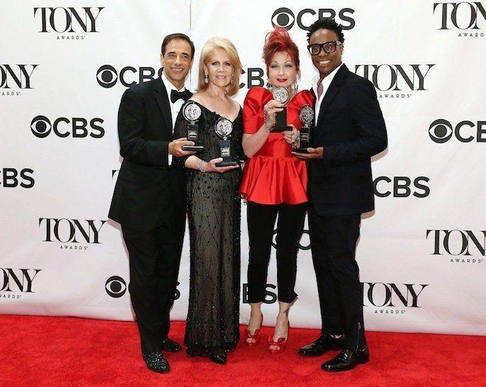 Premios Tony 2013: galardón para Cyndi Lauper (FOTOS)