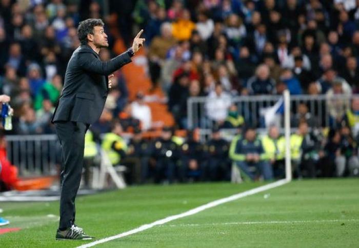 El Barcelona humilla al Madrid con una goleada en el Bernabéu (0-4)