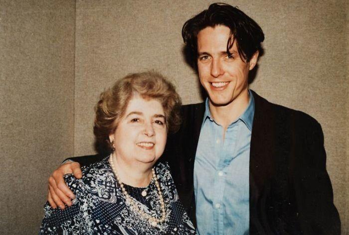 Quién es la mujer que se fotografió con todo Hollywood: esta es su historia