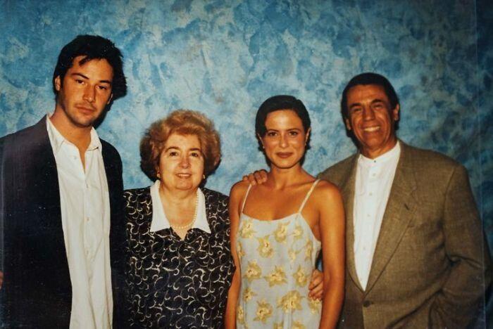 Quién es la mujer que se fotografió con todo Hollywood: esta es su historia