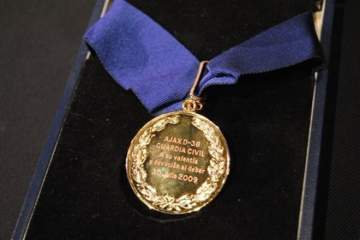 Una juez admite "discriminación" de las guardias civiles por no tener chalecos femeninos