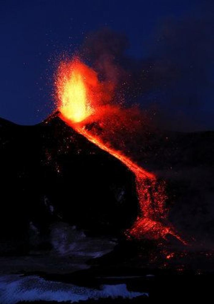 El volcán Etna entra en erupción