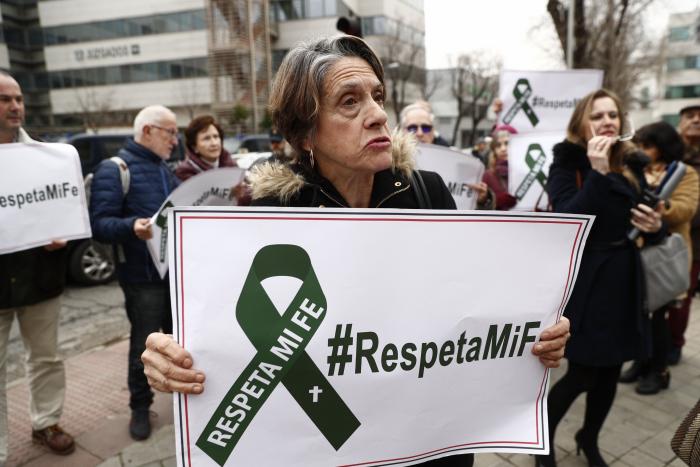 Confirman la absolución a Willy Toledo por cagarse en Dios y la Virgen