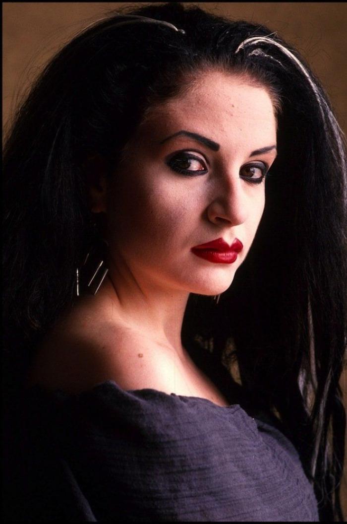 Alaska coge el relevo de Concha Velasco en 'Cine de barrio'