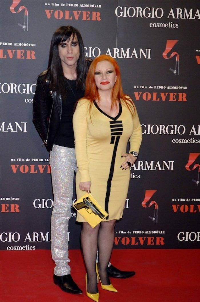 Alaska coge el relevo de Concha Velasco en 'Cine de barrio'