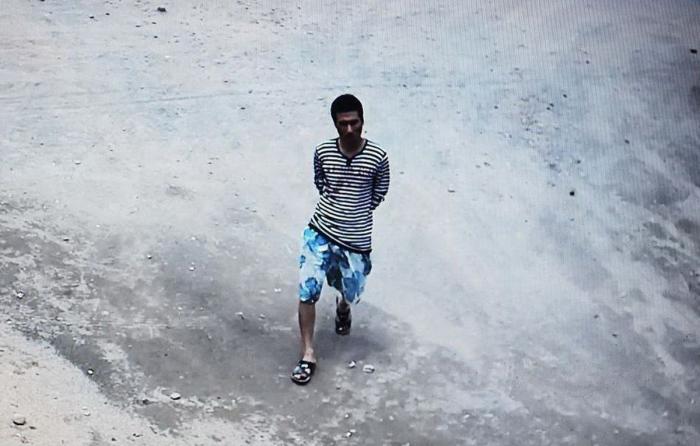 "Tonta, meona, guarra, gorda...": el dibujo de una niña destapa los brutales malos tratos de su madre en Marbella