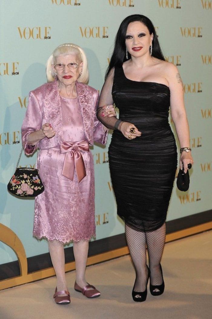 Alaska coge el relevo de Concha Velasco en 'Cine de barrio'