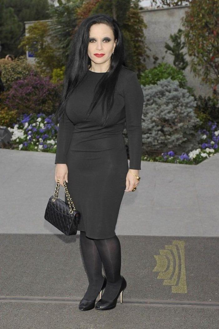 Alaska coge el relevo de Concha Velasco en 'Cine de barrio'