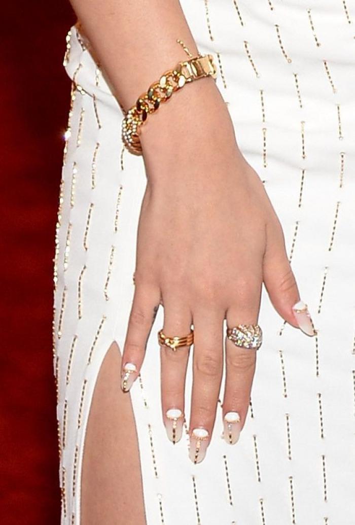 Todas las razones por las que NO deberías hacerte la manicura en un salón 'low-cost'