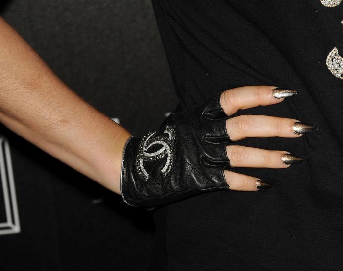 Todas las razones por las que NO deberías hacerte la manicura en un salón 'low-cost'