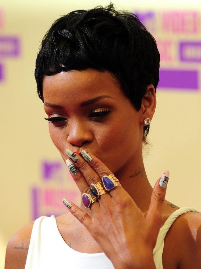 Todas las razones por las que NO deberías hacerte la manicura en un salón 'low-cost'