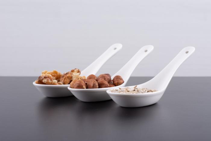 Cómo pelar un kiwi con una cuchara en 30 segundos