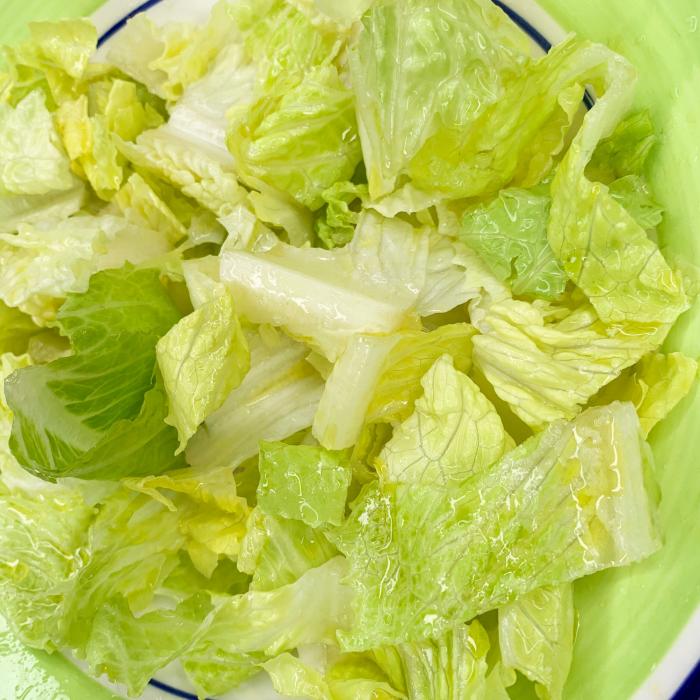 Cómo pelar un kiwi con una cuchara en 30 segundos