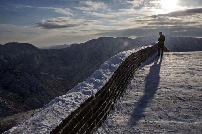 Las bellas fotos de la muralla china cubierta de nieve
