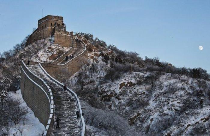 Las bellas fotos de la muralla china cubierta de nieve