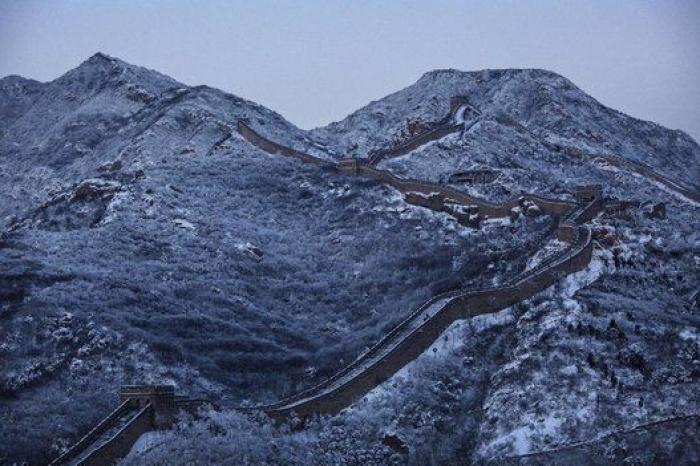 Las bellas fotos de la muralla china cubierta de nieve