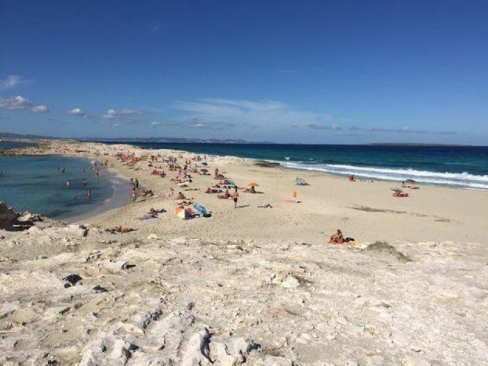 Reino Unido recomienda no viajar a España, incluyendo Baleares y Canarias