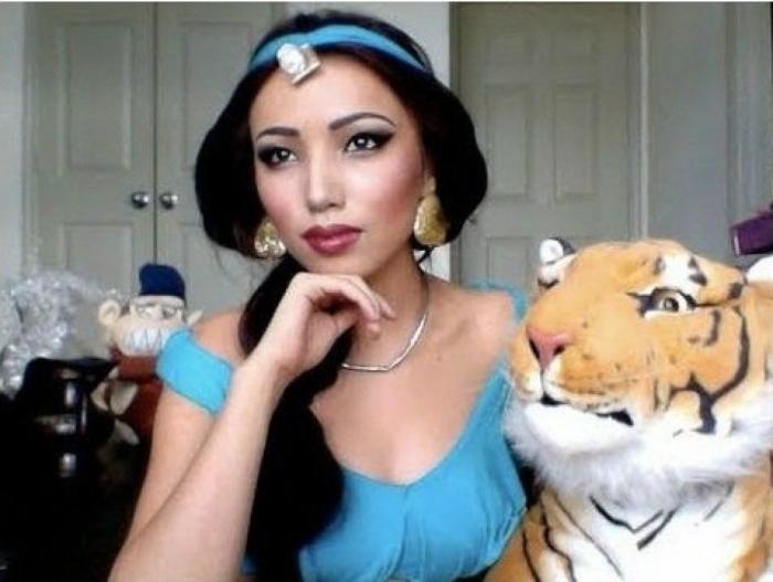 Transformarse con maquillaje: cómo convertirse en Angelina Jolie o Scarlett Johansson (VÍDEOS, FOTOS)