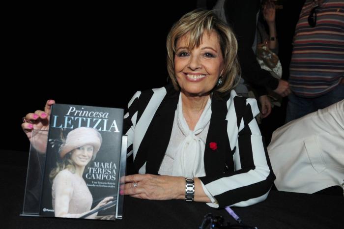 La enganchada de Mercedes Milá y Maria Teresa Campos con Almudena Grandes por sus libros (VÍDEO)