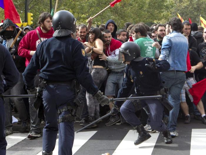 Claves para no perderse con la polémica del castellano en la Ley Celáa