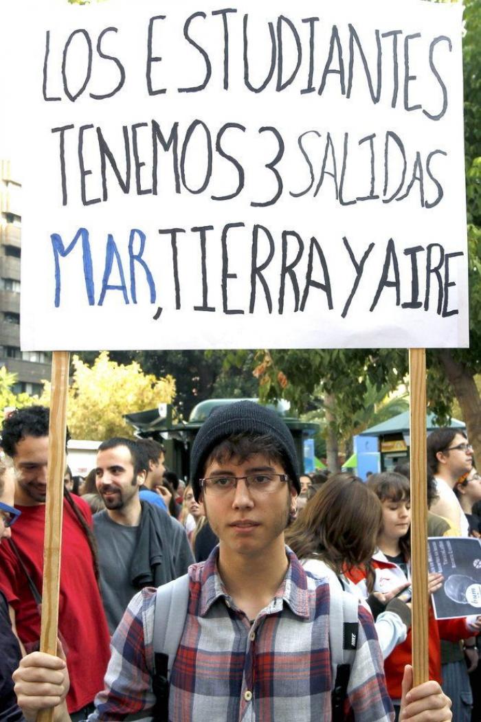 Los estudiantes salen a la calle para decir 'No al 3+2' de Wert