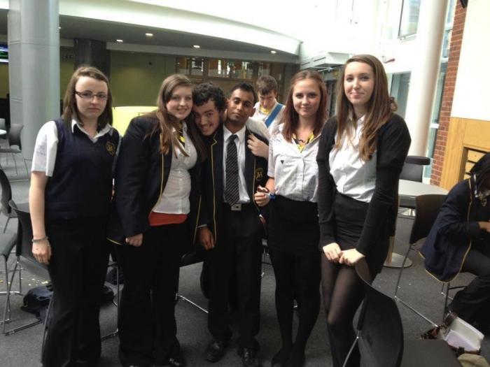 ¿Encuentras algo raro en este anuncio inmobiliario?