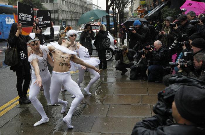 Ana Pérez-Nievas: "Normalizar la bisexualidad es algo básico porque es simplemente amar"