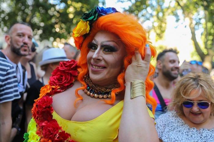 Agresión homófoba en Sevilla: un hombre acaba con la nariz rota tras un ataque en una discoteca