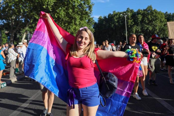 Agresión homófoba en Sevilla: un hombre acaba con la nariz rota tras un ataque en una discoteca