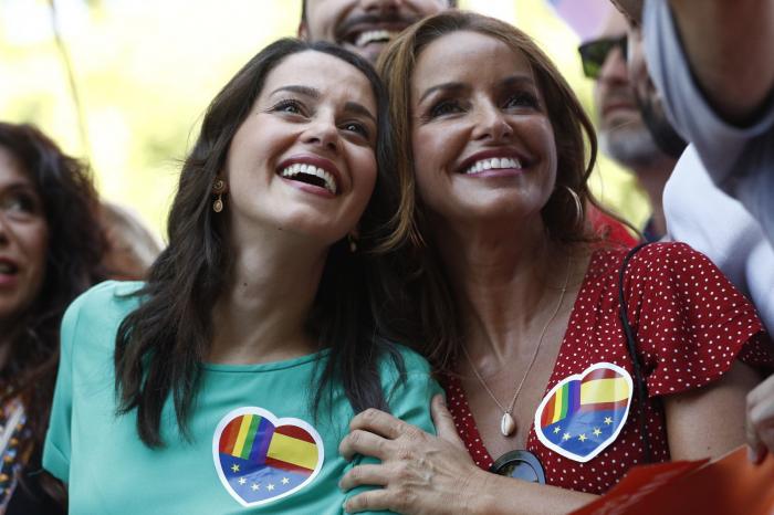 Agresión homófoba en Sevilla: un hombre acaba con la nariz rota tras un ataque en una discoteca