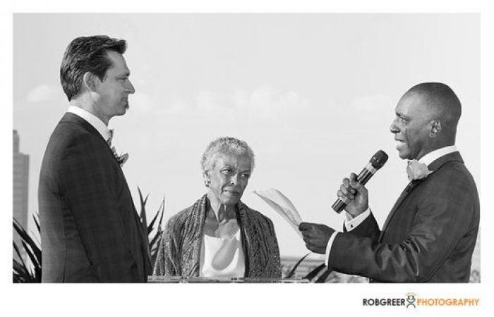 La emoción de un niño al descubrir que "dos princesas" pueden casarse