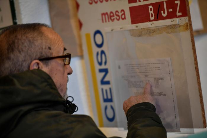 Los famosos hacen un llamamiento masivo al voto