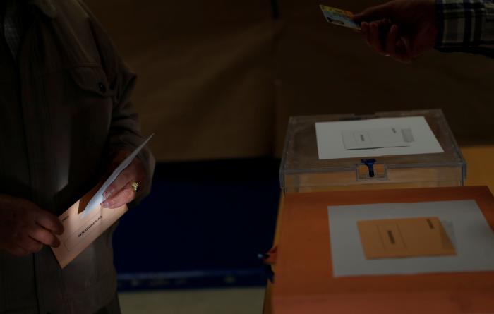 Los famosos hacen un llamamiento masivo al voto