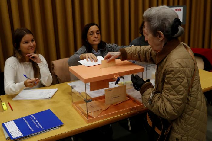 Los famosos hacen un llamamiento masivo al voto