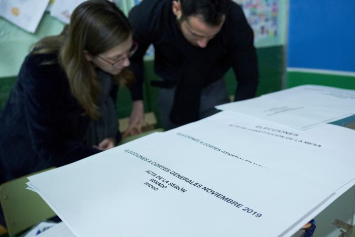 Los famosos hacen un llamamiento masivo al voto