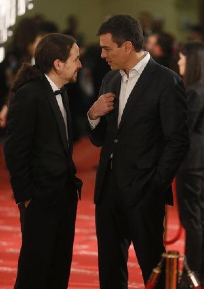 Pablo Iglesias sorprende con esmoquin y pajarita en los premios Goya 2016 (FOTOS)
