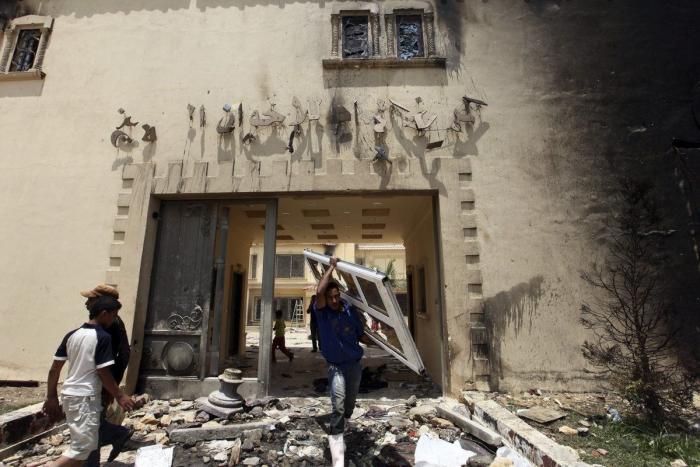 Golpe de Estado en Egipto: El Ejército suspende la Constitución y aparta a Morsi