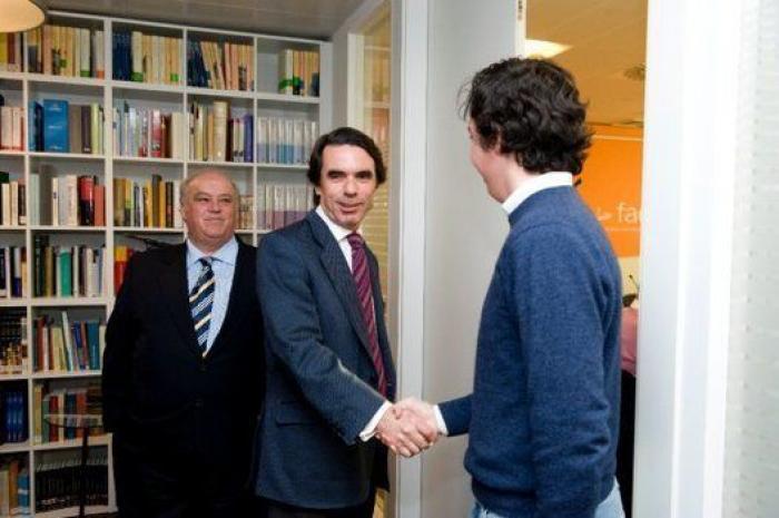 El pequeño Nicolás lleva al juez una grabación para demostrar que le pincharon el teléfono ilegalmente