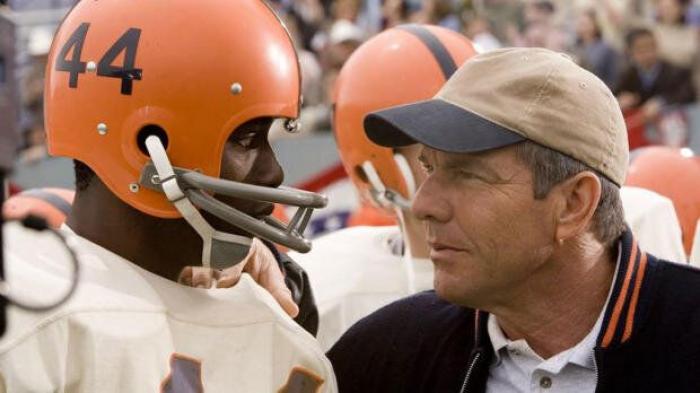 Si aparece este cliché en pantalla, estás viendo una americanada