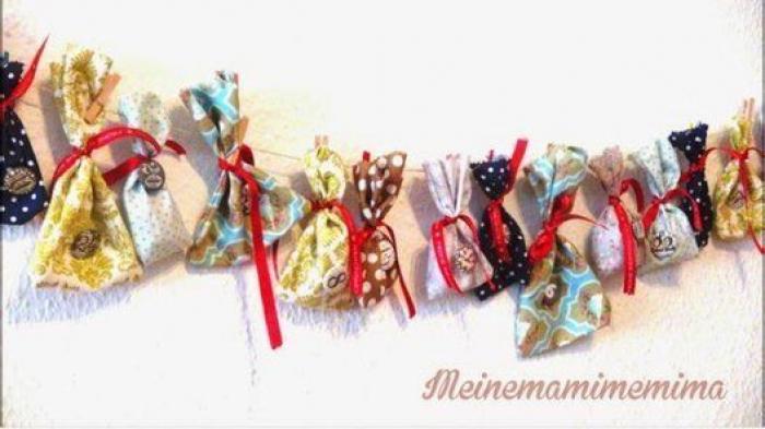 ¿Eres capaz de localizar el Papá Noel que lleva dinero en lugar de regalos en el saco?