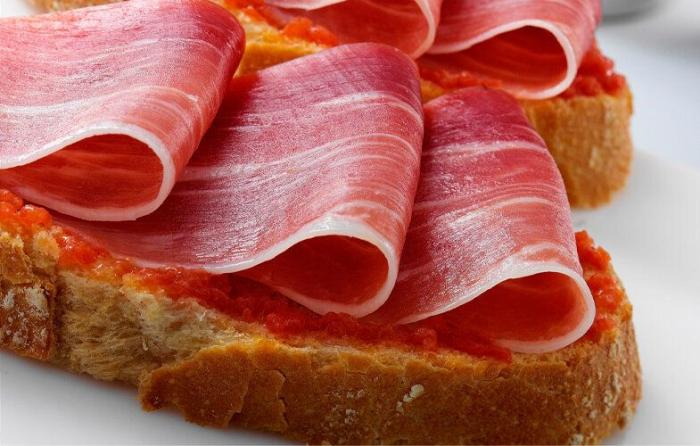 El Corte Inglés alerta de que puede haber "pequeños trozos de goma blanda" en uno de sus yogures