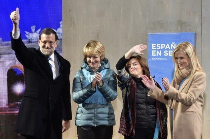 Así ha sido la pegada de carteles que arranca la campaña del 20-D