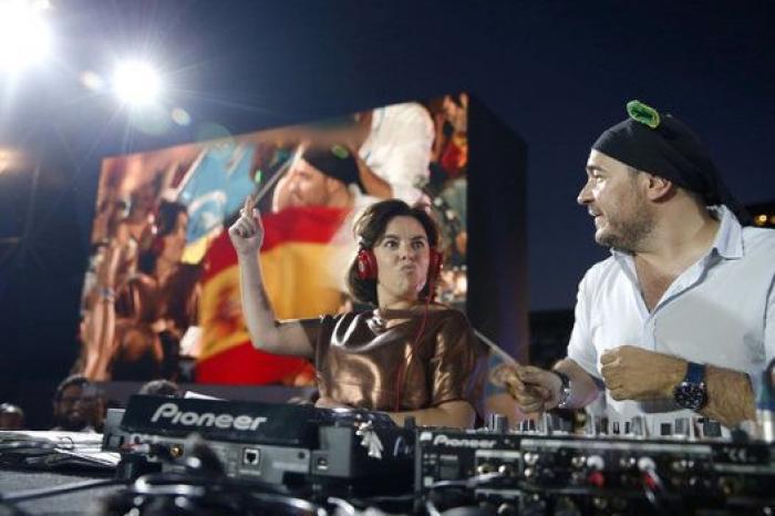 Santamaría se define ideológicamente: "Liberal con algunos principios de tradición democristiana"