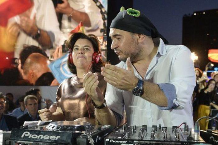 Santamaría se define ideológicamente: "Liberal con algunos principios de tradición democristiana"