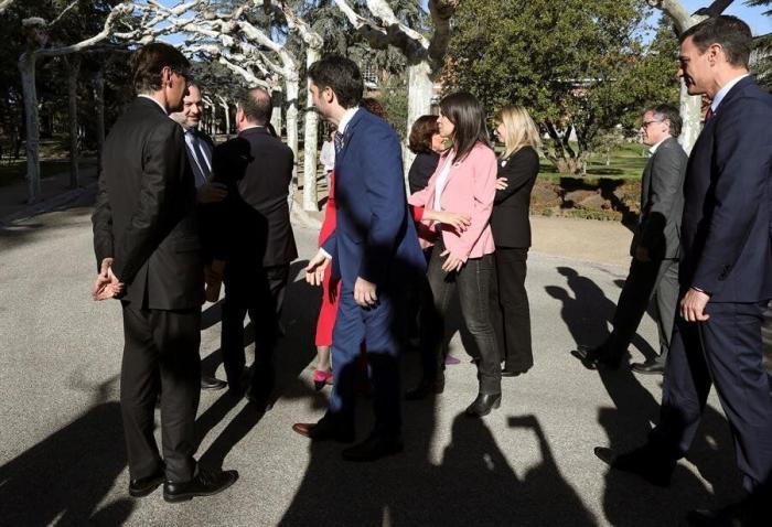 PSOE, PP, Vox y Cs rechazan incluir referéndum y amnistía en la mesa sobre Cataluña, como apoya Podemos