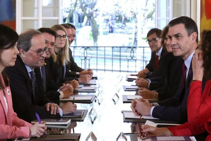 PSOE, PP, Vox y Cs rechazan incluir referéndum y amnistía en la mesa sobre Cataluña, como apoya Podemos