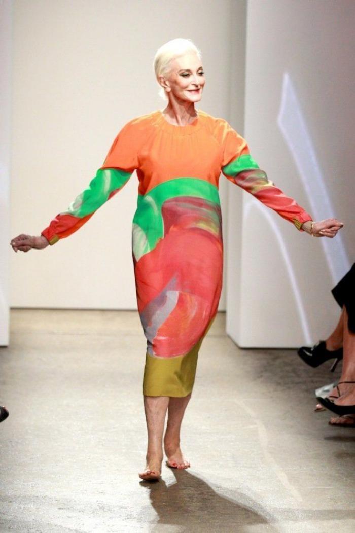 Carmen Dell'Orefice, 82 años y 66 de ellos haciendo portadas (FOTOS, VÍDEO)