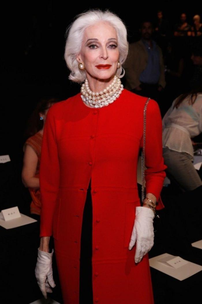 Carmen Dell'Orefice, 82 años y 66 de ellos haciendo portadas (FOTOS, VÍDEO)