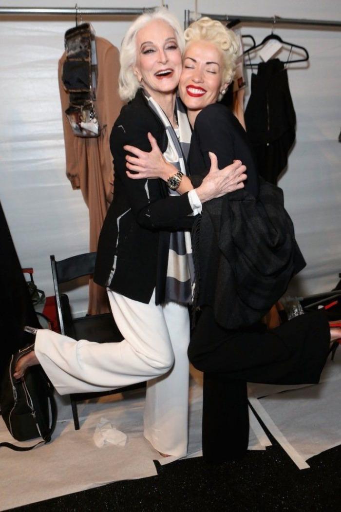 Carmen Dell'Orefice, 82 años y 66 de ellos haciendo portadas (FOTOS, VÍDEO)